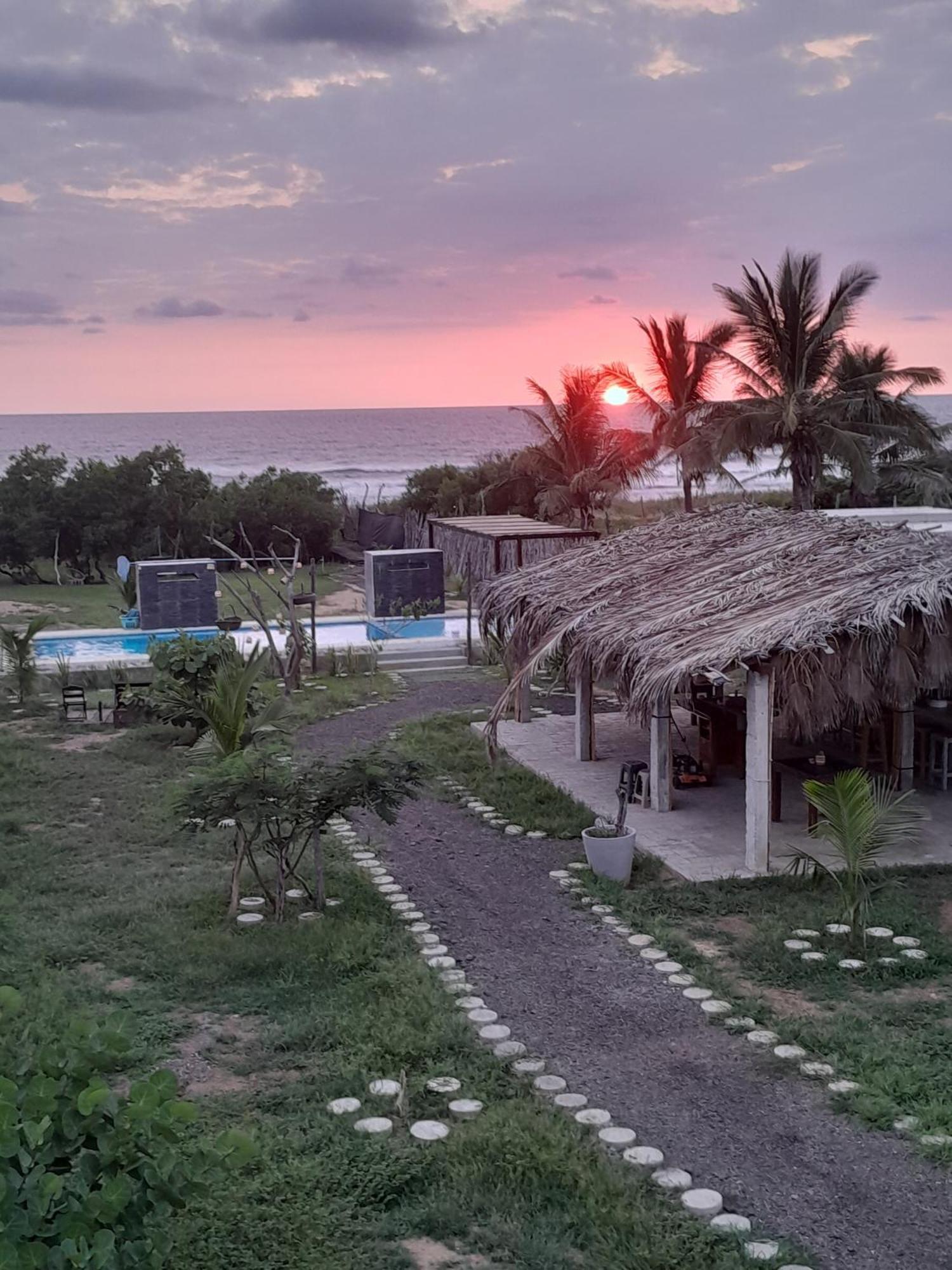 Tres Velas Surf Celestino Gazca Villasenor Экстерьер фото